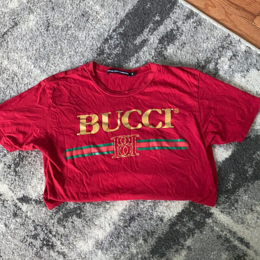 BRIAN LICHTENBERG BUCCI RED T SHIRT - Picture 2 of 3